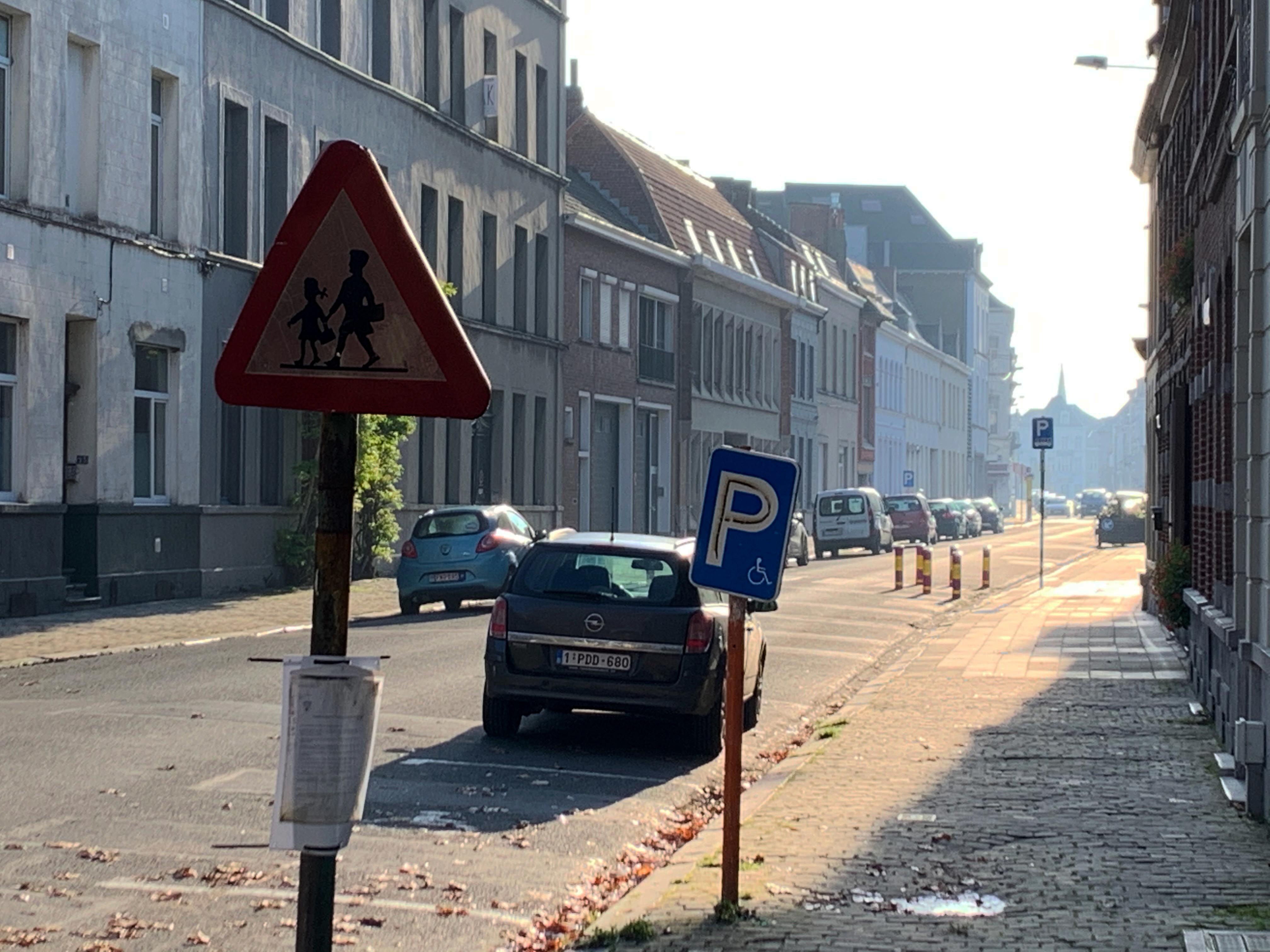 Illustration de la rue dans laquelle se trouve la maison d'accueil.