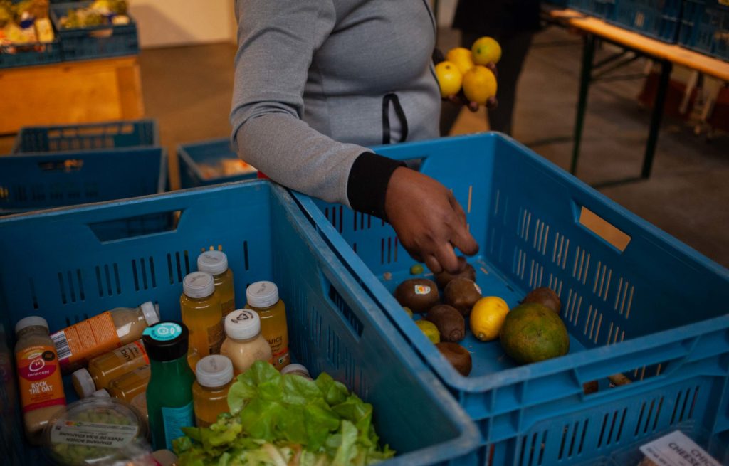 Préparation des colis alimentaires