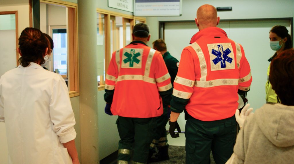 Ambulanciers de dos